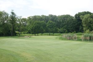 Warren Course At Notre Dame 3rd Approach